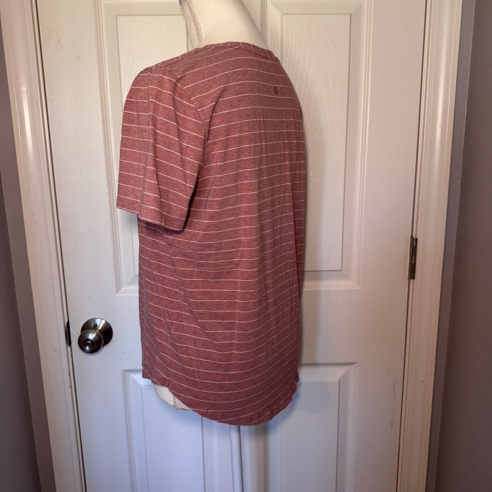 Lululemon Love Crewneck T-Shirt - Picture 4 of 12